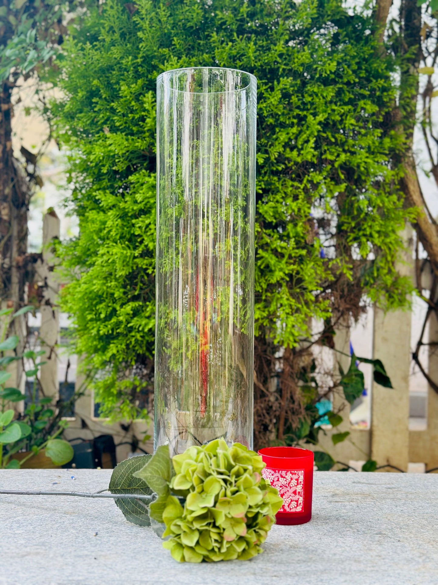 Chatsworth Collection Cylindrical Glass Vase– 68 cm
